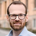 Steffen R. Hage
