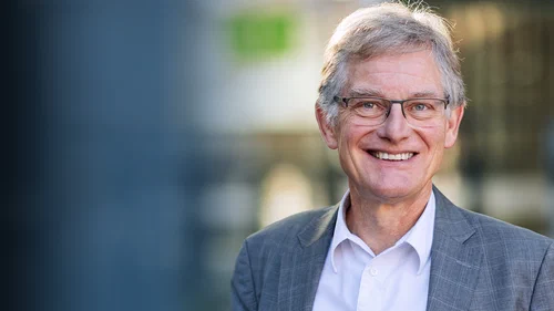 How Does Modern Money and Banking Really Work? Cover