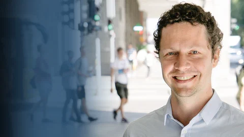 What Do Players of Video Games Experience When Enacting Virtual Violence? Cover