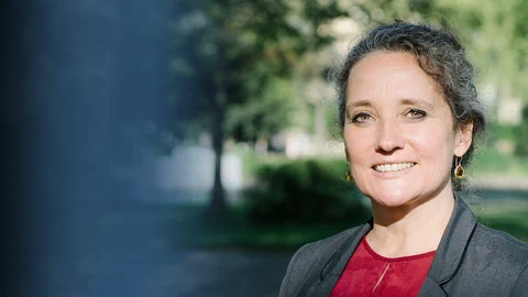 Are There Forms of Media Representation of Extreme Crises that Avoid Commodification and …