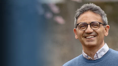 What Are the Economic Consequences of International Migration? Cover