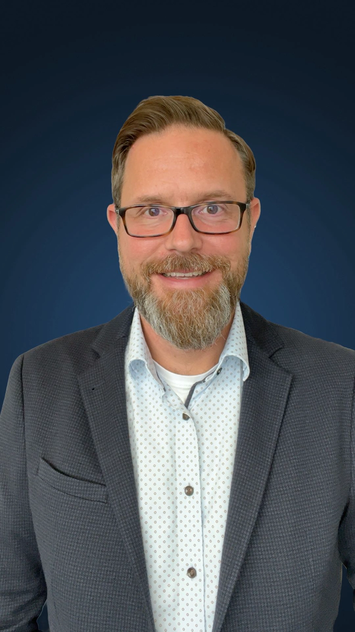 Sebastian Hiessl Cover