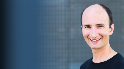 How Can We Get 3D-Pictures of Moving Objects with Just One Camera? Cover