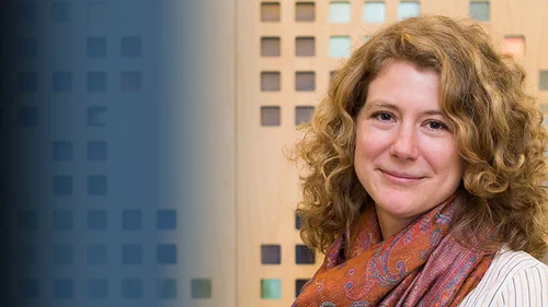 How Do Parents’ Social Networks Affect Their Children’s Educational Attainment? Cover