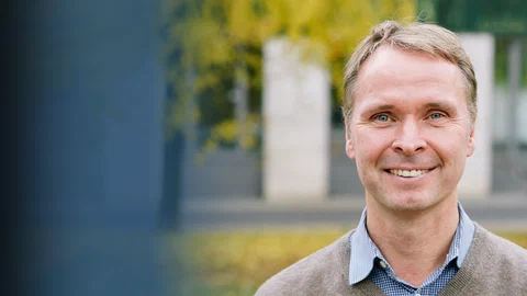 How Does The Recycling Process Within Eukaryotic Cells Work on a Molecular Level? Cover