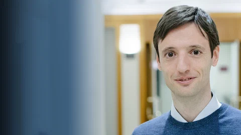 How Can We Find the Cause of the Accelerated Expansion of the Universe? Cover