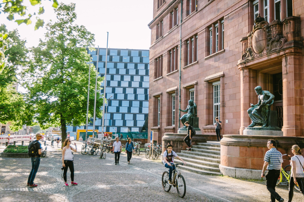 Albert Ludwigs University of Freiburg (Albert-Ludwigs-Universität Freiburg)