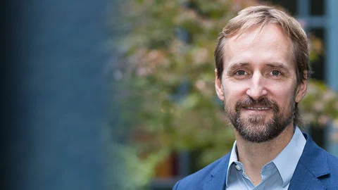 How Do Aesthetic Experiences Function in the Brain? Cover